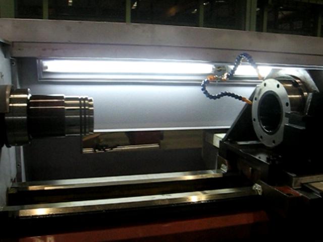 工程車液壓缸加工(圖1) 工程車液壓缸加工(圖1)